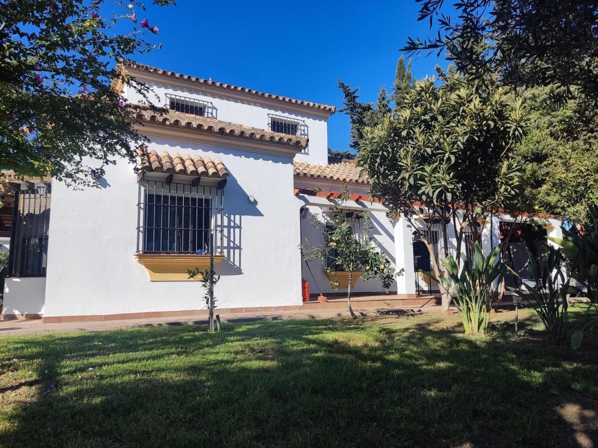 The Magic House Guest House El Puerto de Santa Maria Luaran gambar